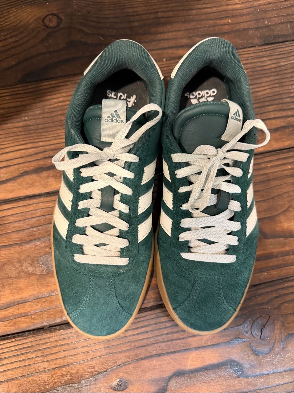 Adidas Men’s VL Court 3.0 Suede Sneakers in Forest Green with Gum Sole - Picture 2 of 7